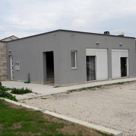 Apartments With A Parking Space Nin, Zadar - 13571 Εξωτερικό φωτογραφία